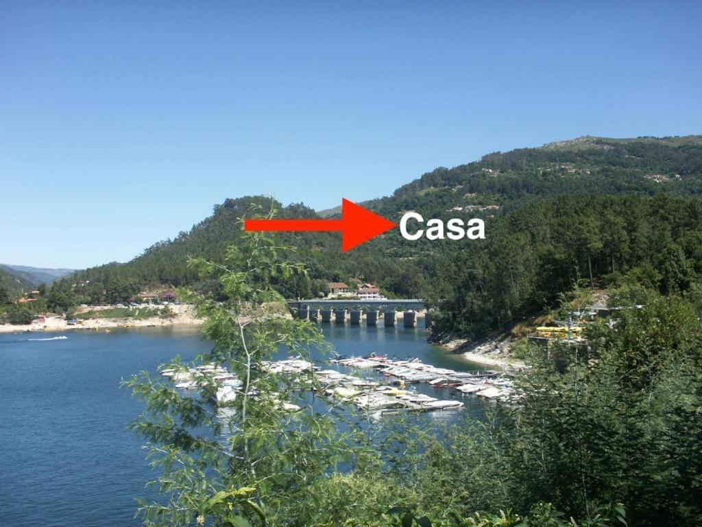 Casa De Casarelhos - Vistas Rio, Campo E Montanha - Lareira Apartment Geres Bagian luar foto