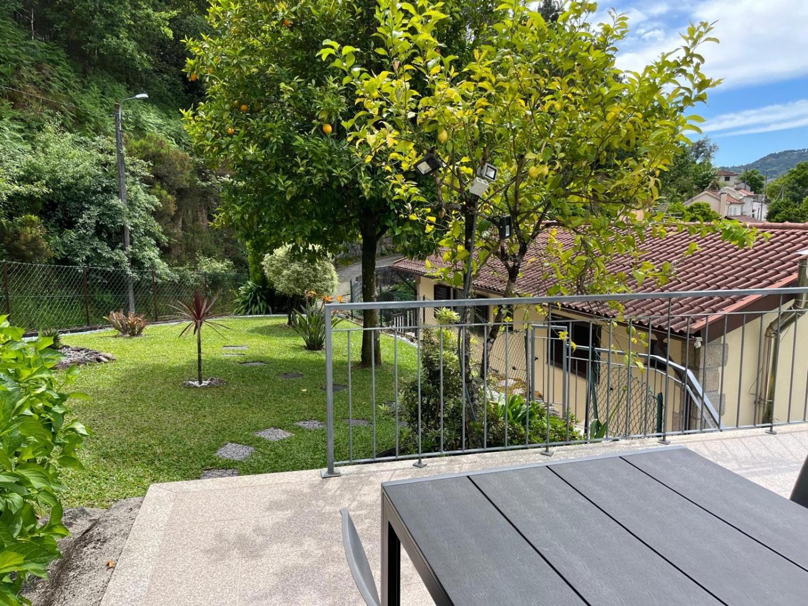 Casa De Casarelhos - Vistas Rio, Campo E Montanha - Lareira Apartment Geres Bagian luar foto