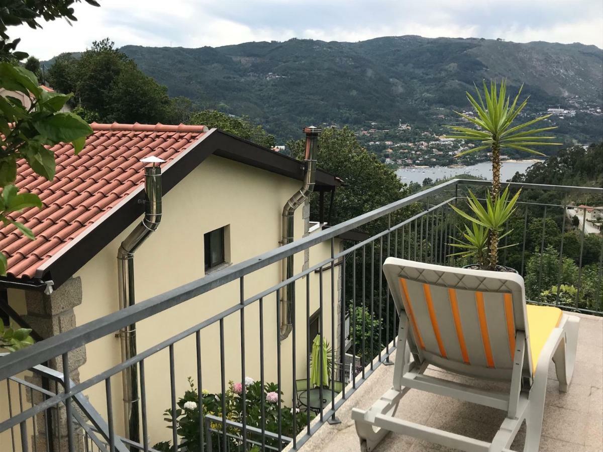 Casa De Casarelhos - Vistas Rio, Campo E Montanha - Lareira Apartment Geres Bagian luar foto
