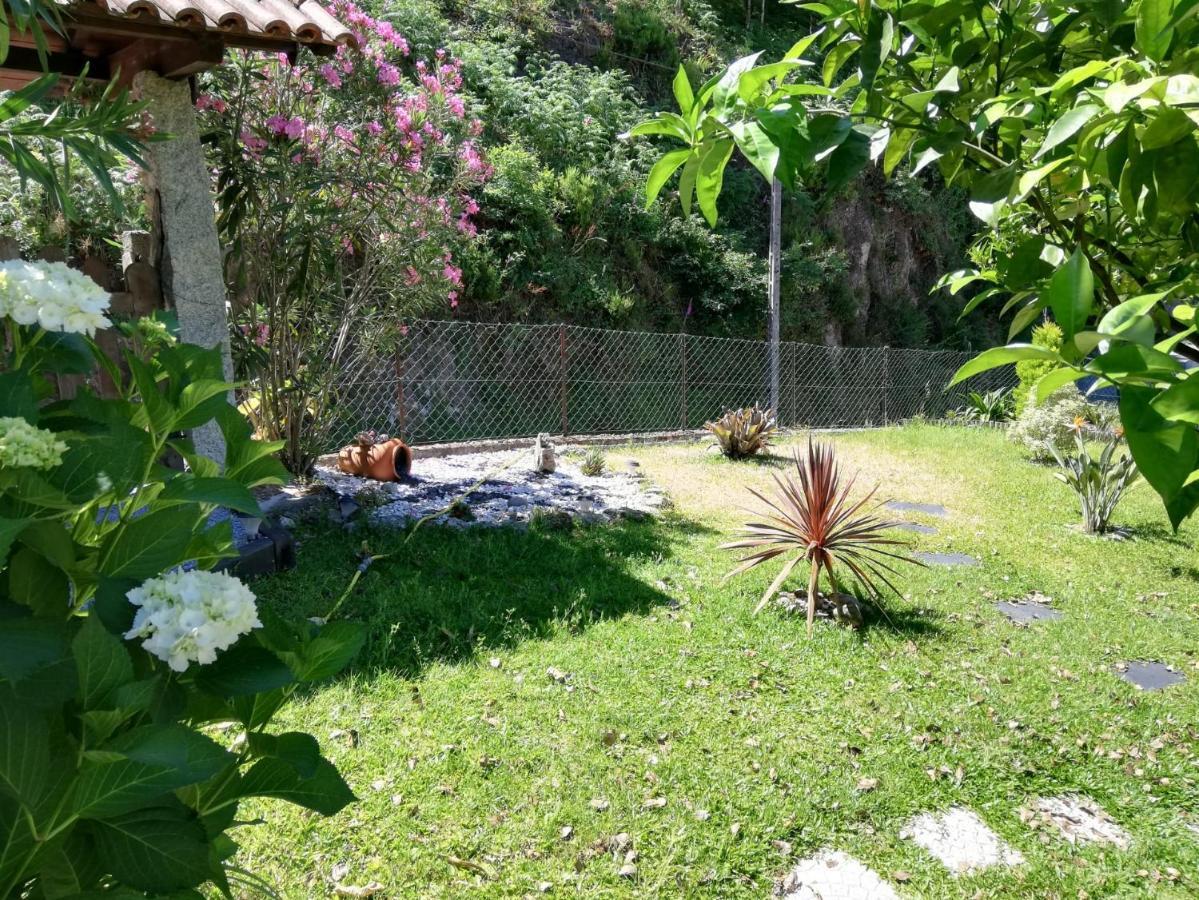 Casa De Casarelhos - Vistas Rio, Campo E Montanha - Lareira Apartment Geres Bagian luar foto